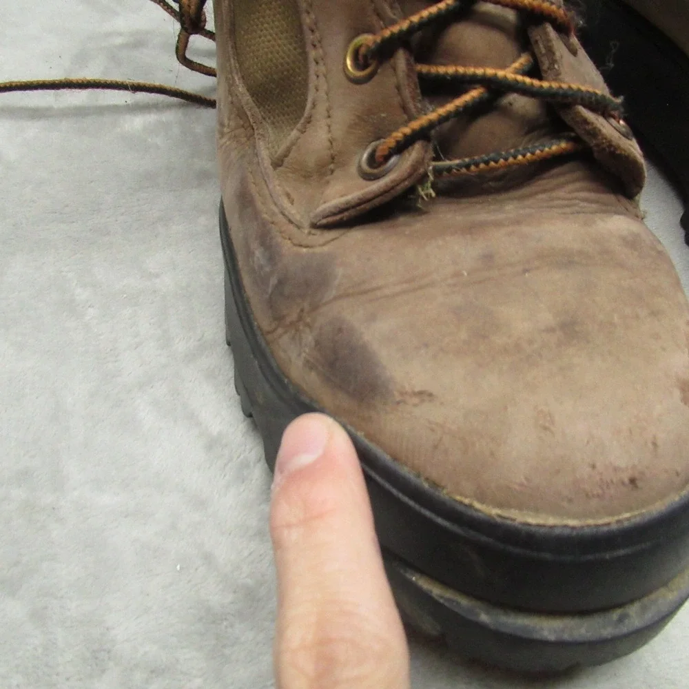 Danner few blemish